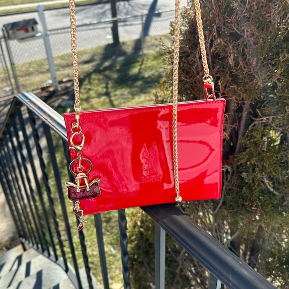 Yves Saint Laurent - Picture 5 of 15